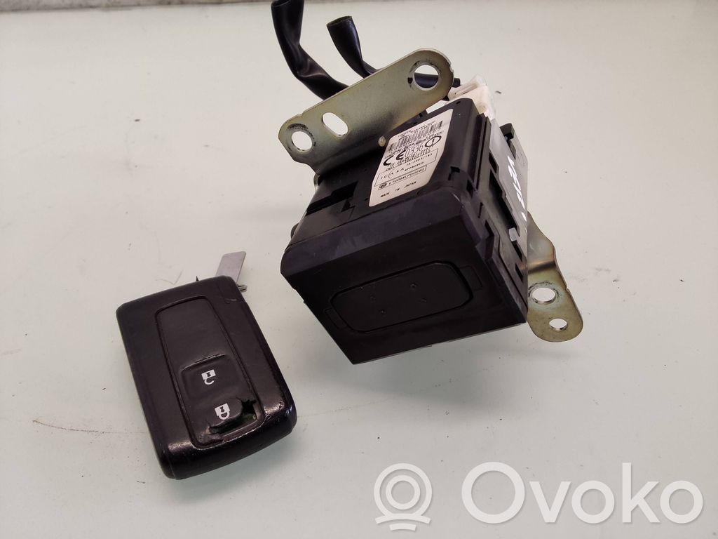 Toyota Corolla Verso E121 Contact aprindere 