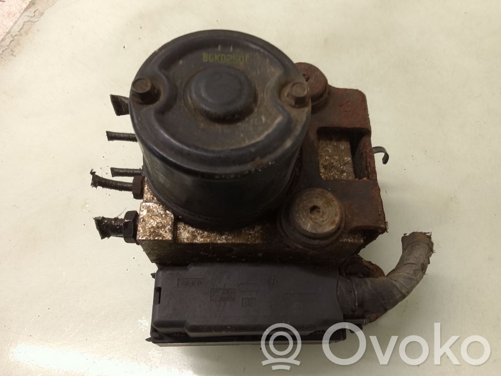 Pompa ABS   589201D300