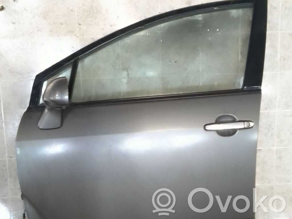 Toyota Corolla Verso E121 Portiera anteriore