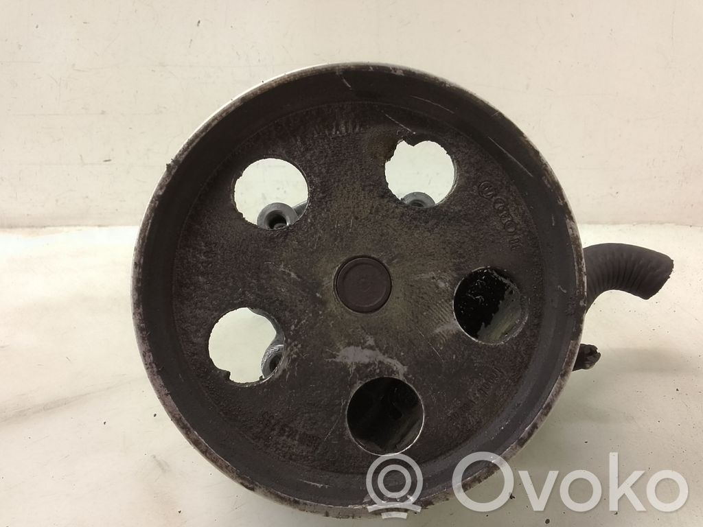 Audi A4 S4 B6 8E 8H Ohjaustehostimen pumppu 