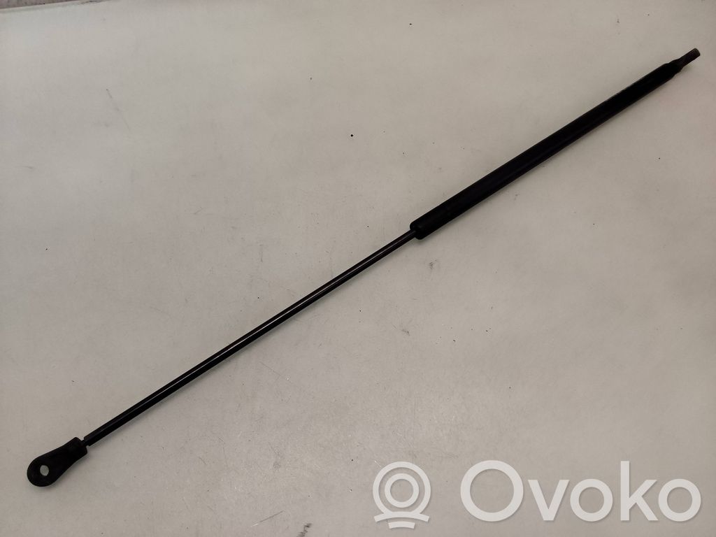 Audi A4 S4 B5 8D Konepellin kaasujousi