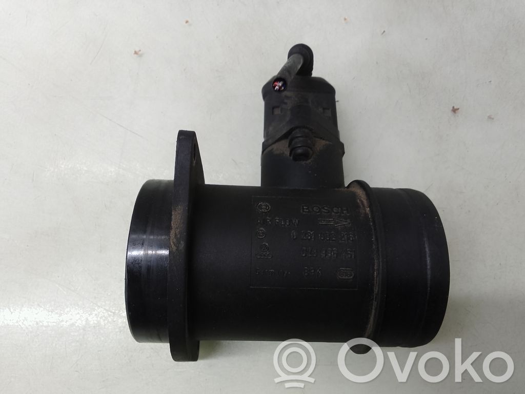 Audi A4 S4 B5 8D Przepływomierz masowy powietrza MAF 