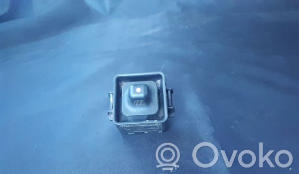 Mercedes-Benz 190 W201 Przycisk regulacji lusterek bocznych 