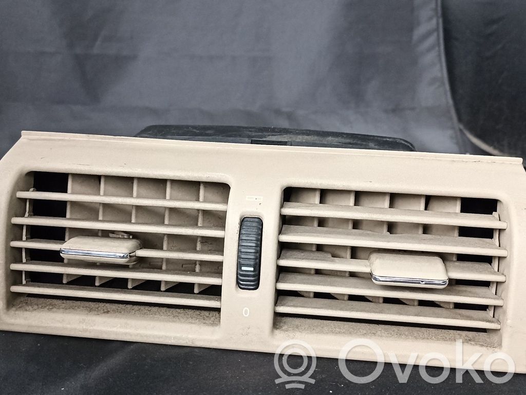 Mercedes-Benz E W210 Dash center air vent grill 