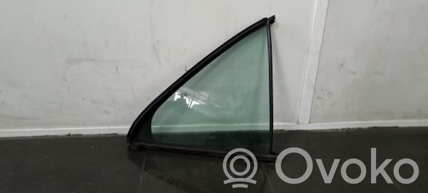 Mercedes-Benz E W210 Rear side window 