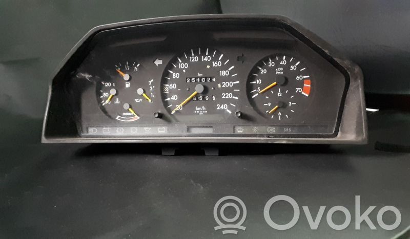 Mercedes-Benz E W124 Speedometer (instrument cluster) 