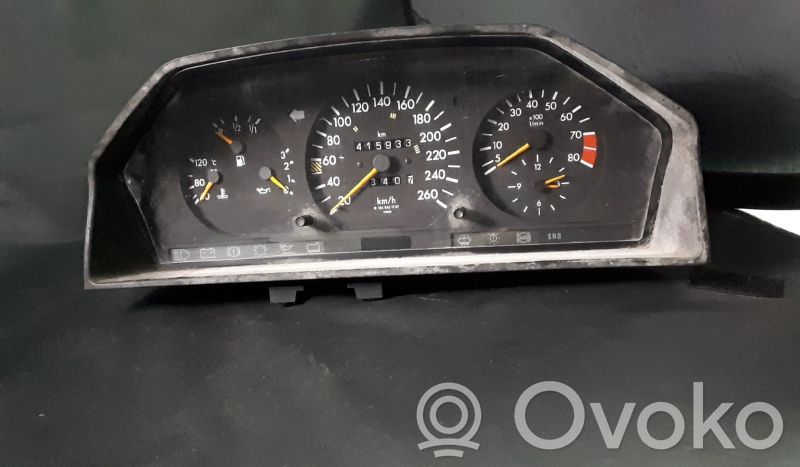 Mercedes-Benz E W124 Speedometer (instrument cluster) 