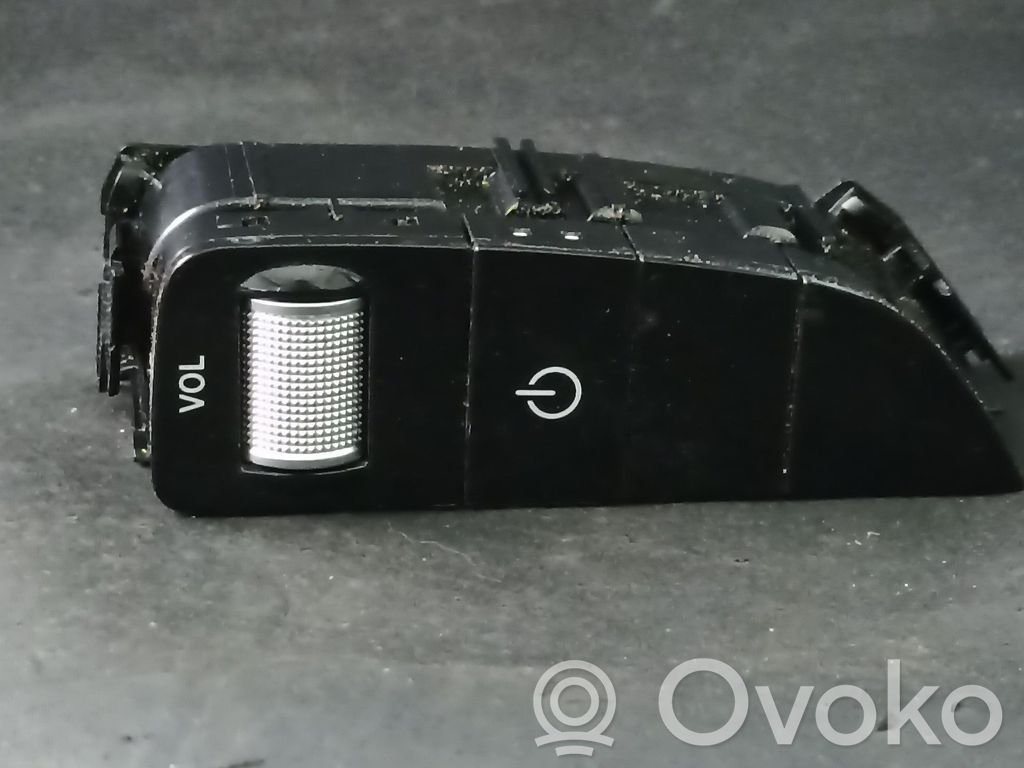 Mercedes-Benz C W205 Interruptor de control multifunción 