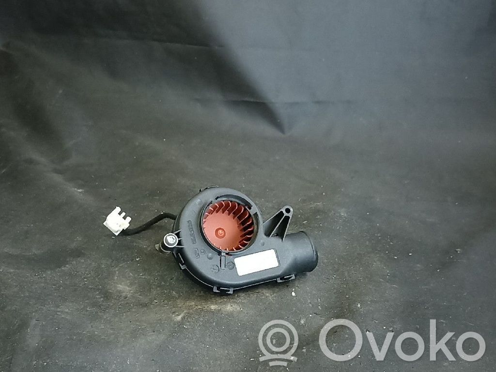 Mercedes-Benz E W213 Ventilator electric răcire radiator 
