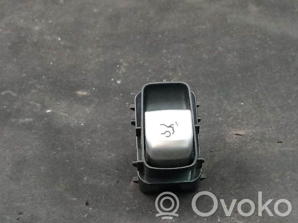 Mercedes-Benz C W205 Multifunkcinis valdymo jungtukas/ rankenėlė 