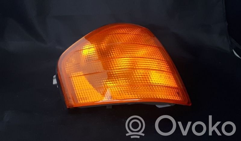 Mercedes-Benz C W202 Posūkis priekinio bamperio 