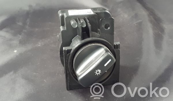 Interruptor de luz   1695451004