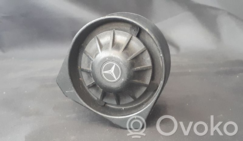 Mercedes-Benz E W210 Äänimerkkilaite 