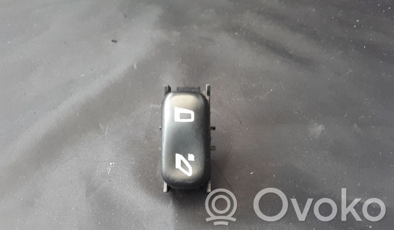 Mercedes-Benz E W210 Wing mirror switch 