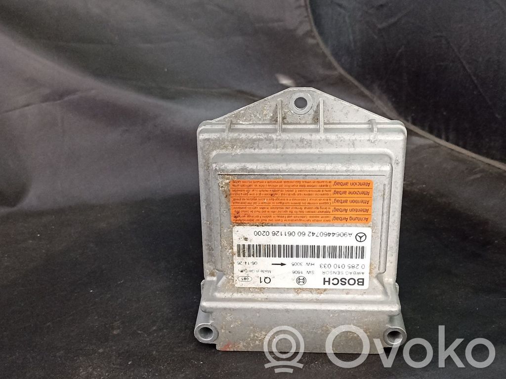Mercedes-Benz Sprinter W906 Airbag control unit/module 