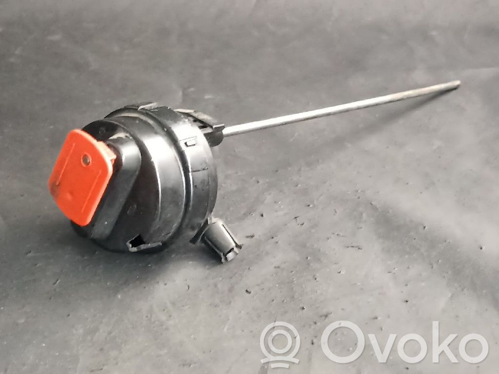 Mercedes-Benz C W202 Fuel tank cap lock motor 