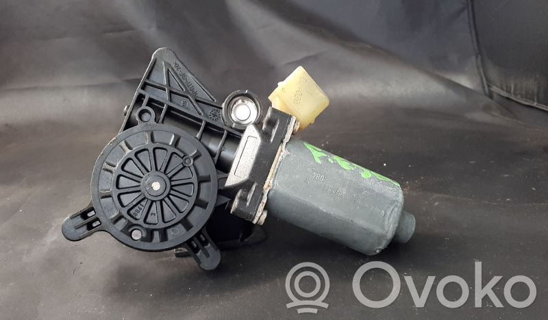 Mercedes-Benz E W210 Silnik regulatora szyby drzwi przednich 