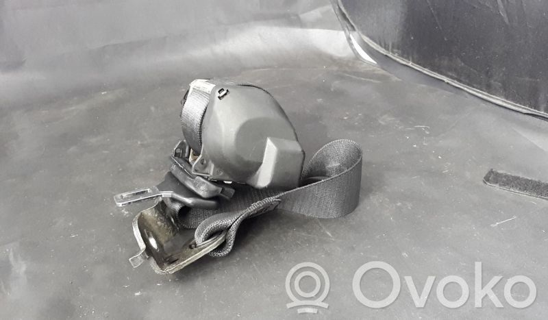 Mercedes-Benz C W202 Cinturón trasero 