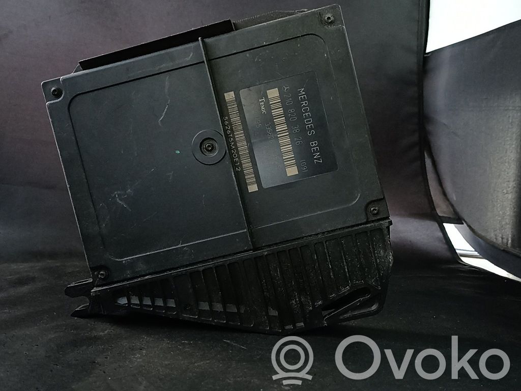 Sonstige Steuergeräte / Module   2108203826,A2108203826