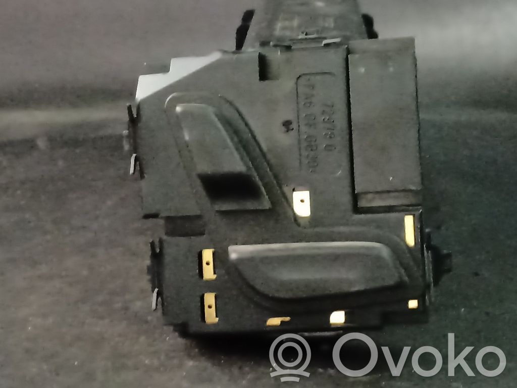 Mercedes-Benz E W212 Seat control switch 