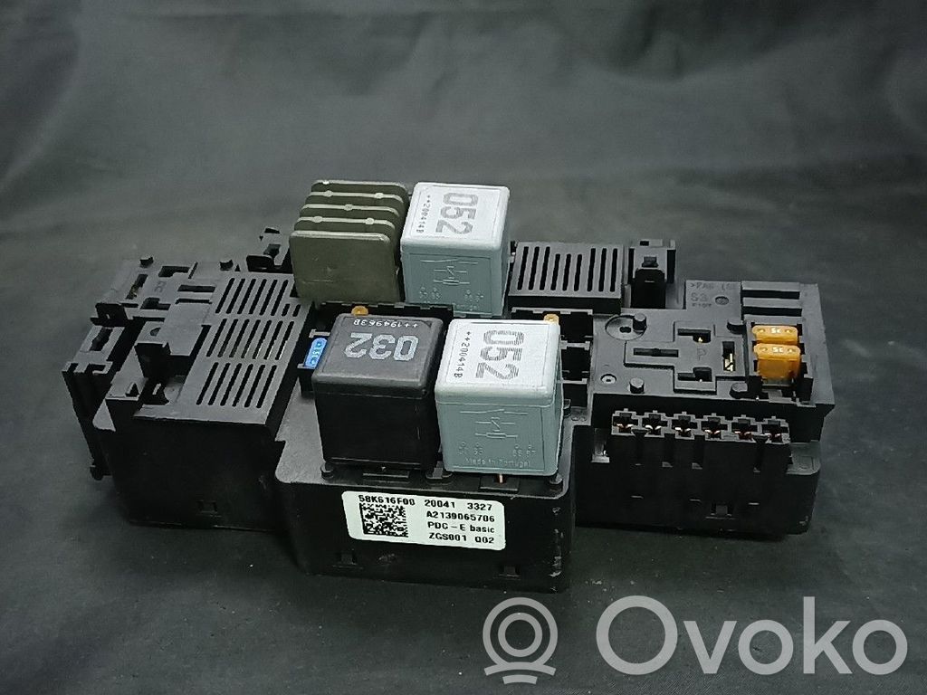 Mercedes-Benz C W205 SAM control unit 