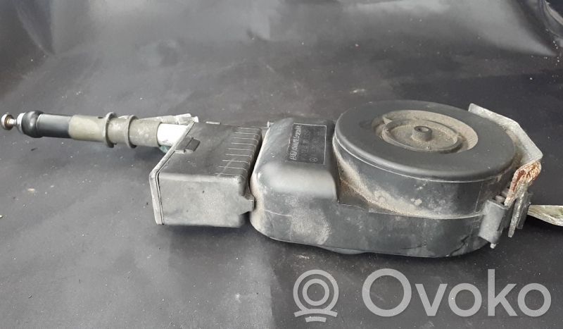 Mercedes-Benz Vito Viano W638 Aerial antenna amplifier 
