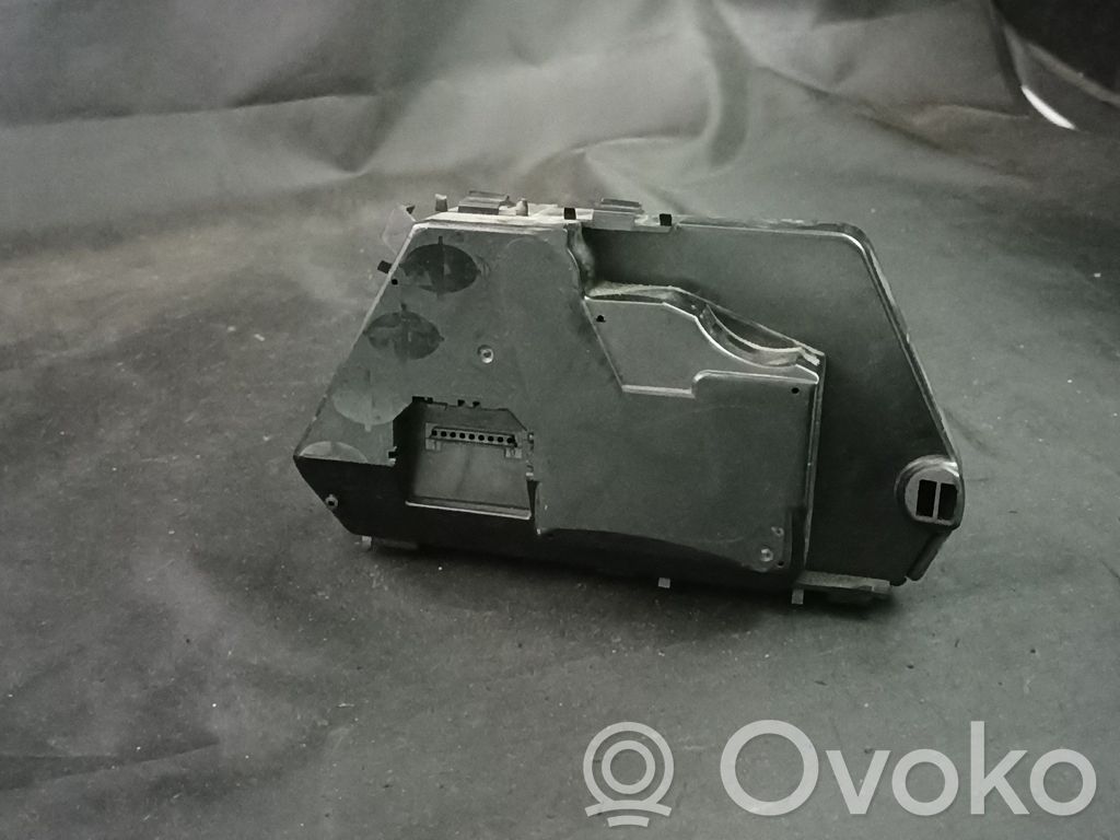 Seat control module   2208216279,2208215779,A2208215779,A2208216279,TRASESQUERDO