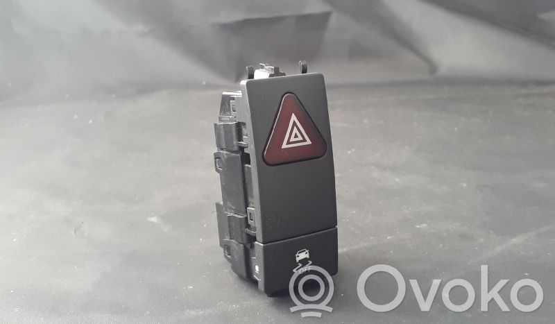 Mercedes-Benz E W212 Hazard light switch 
