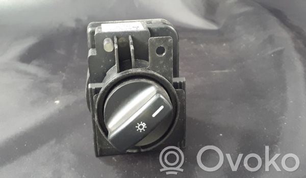 Light switch   1695452204,1695450404,1695453104,A1695450404,A1695452204,A1695453104