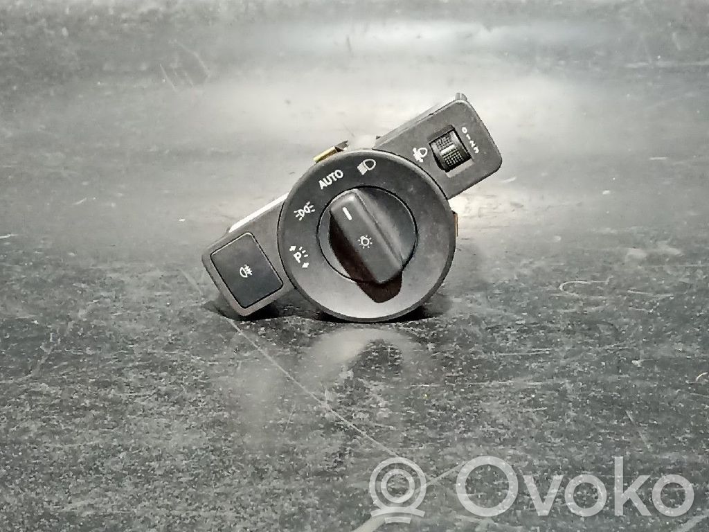 Mercedes-Benz B W246 W242 Interruptor de luz 