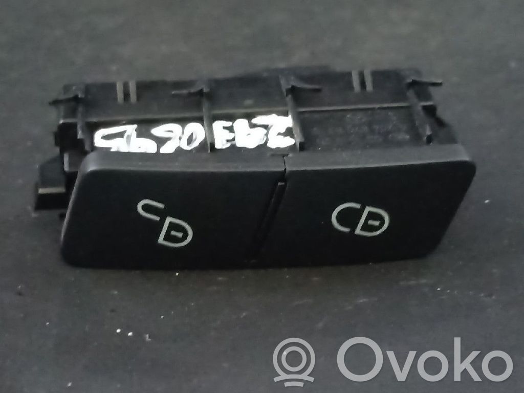 Mercedes-Benz A W176 Central locking switch button 