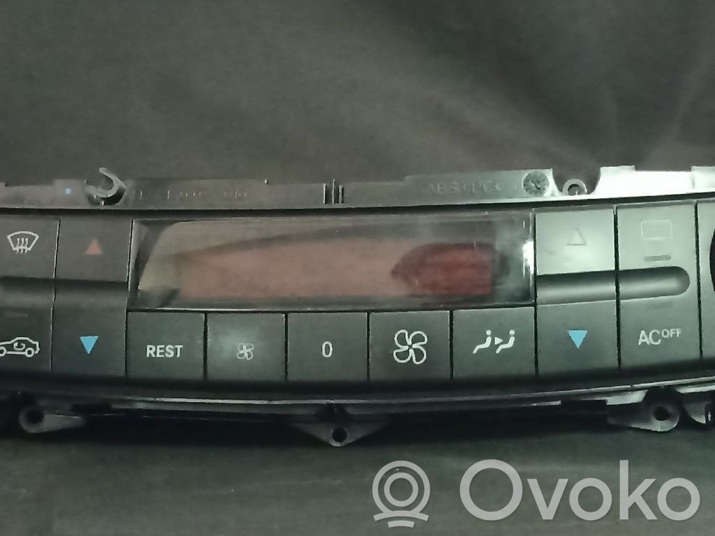 Mercedes-Benz E W211 Climate control unit 