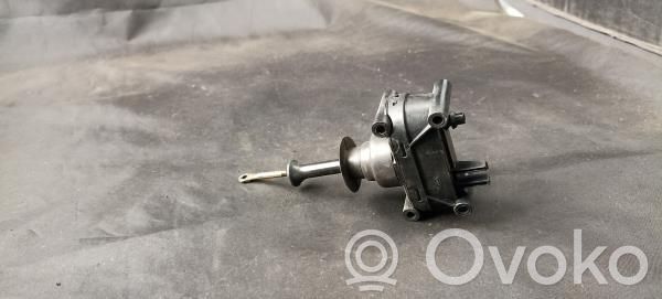 Mercedes-Benz S W126 Galinės spynos varikliukas 