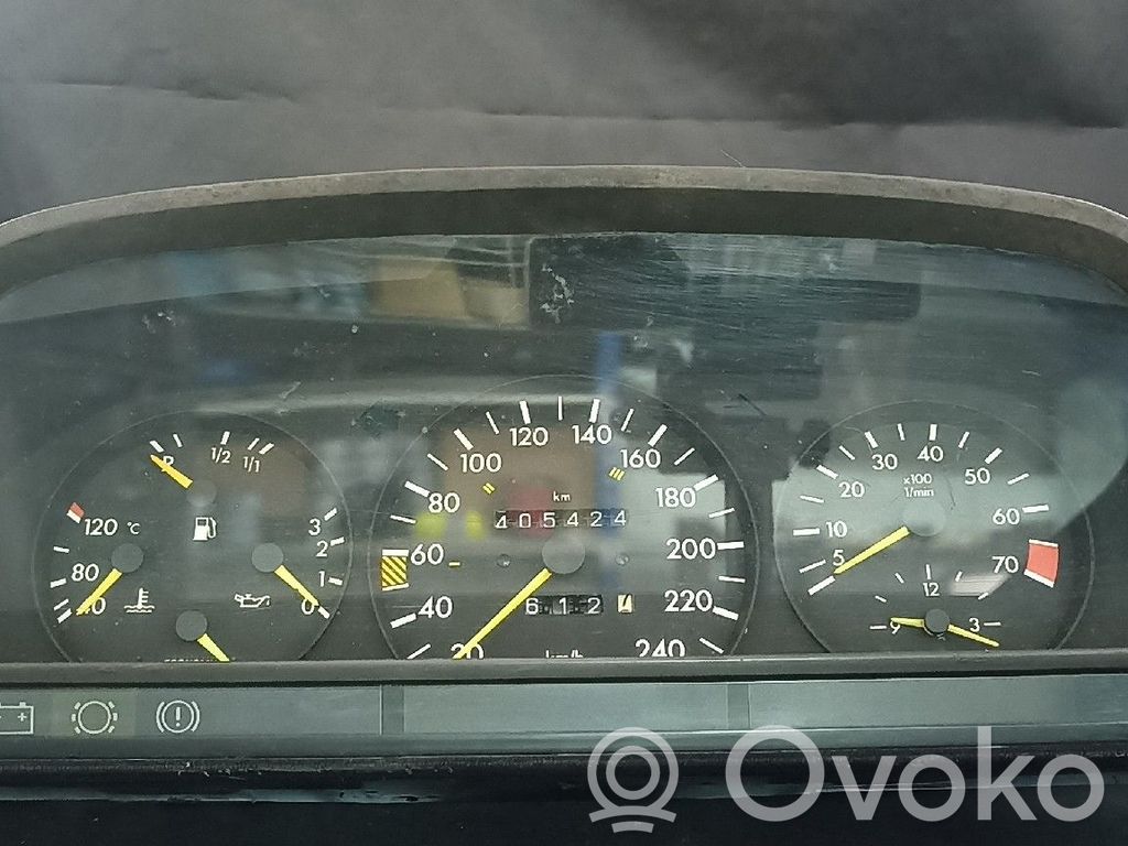 Mercedes-Benz S W126 Licznik / Prędkościomierz 