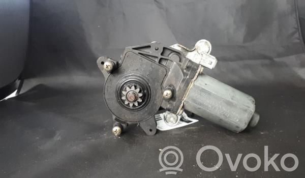 Mercedes-Benz Vito Viano W638 Silnik regulatora szyby drzwi przednich 
