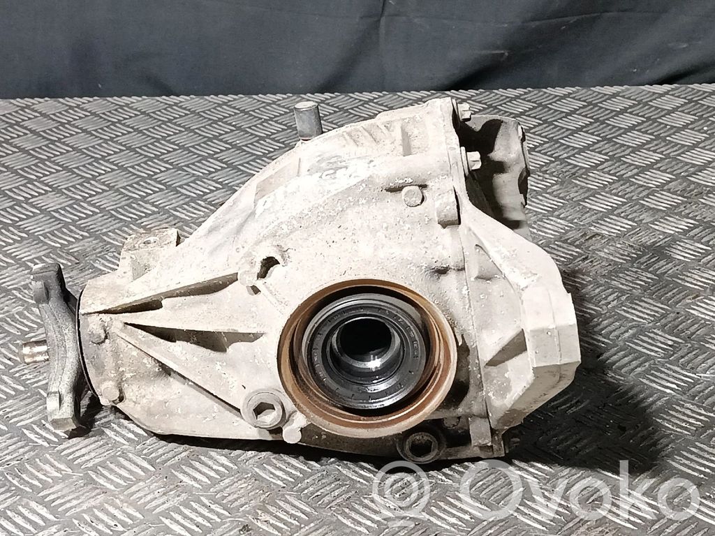 Mercedes-Benz C W205 Aizmugurējais reduktors 