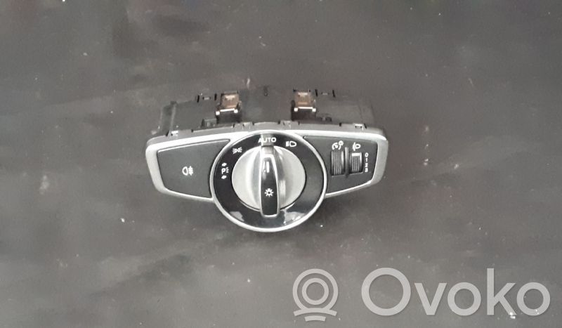 Mercedes-Benz C W205 Interruptor de luz 