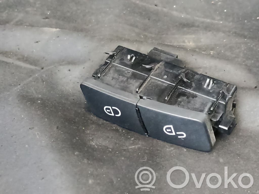 Mercedes-Benz C W204 Central locking switch button 