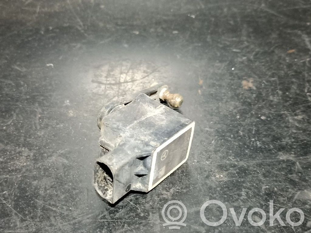 Mercedes-Benz E W211 Headlight level adjustment motor 