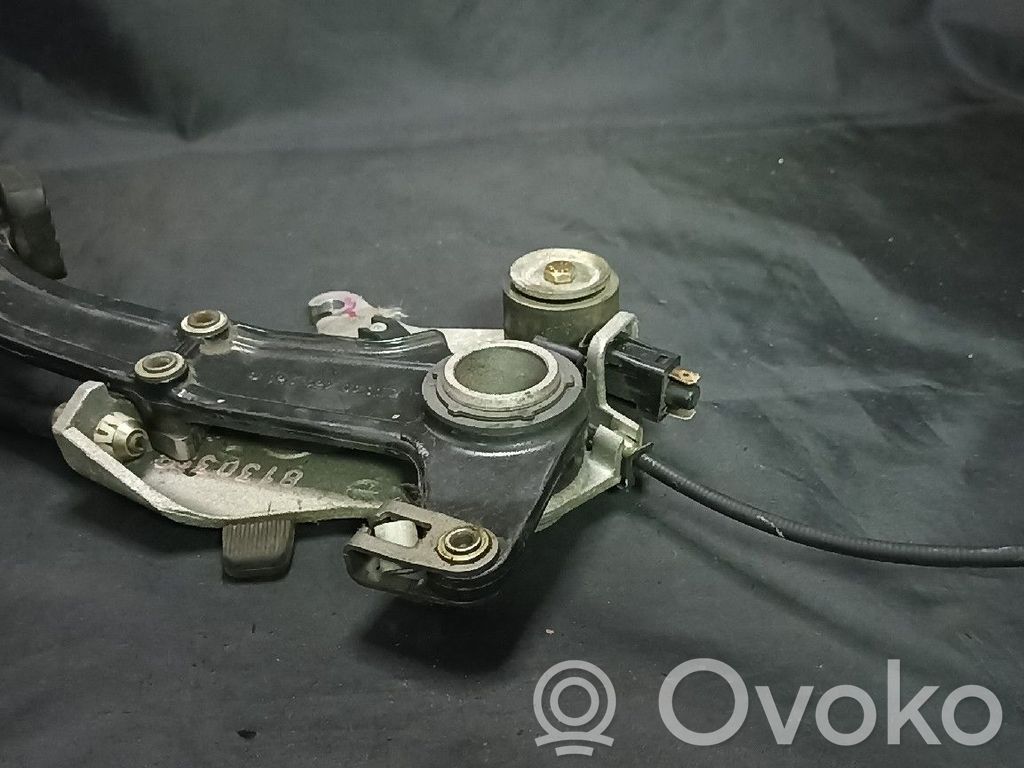 Mercedes-Benz E W124 Rankinio mechanizmas (salone) 
