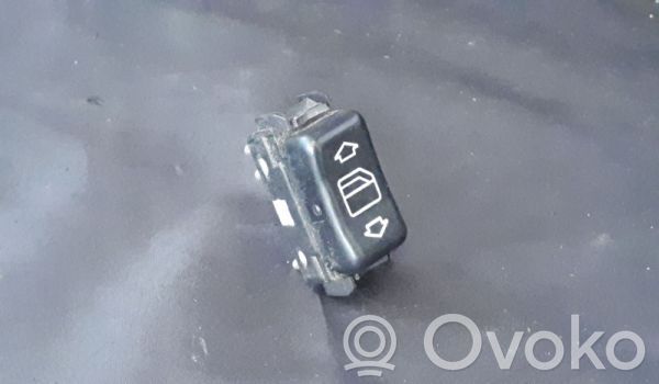Mercedes-Benz E W124 Electric window control switch 