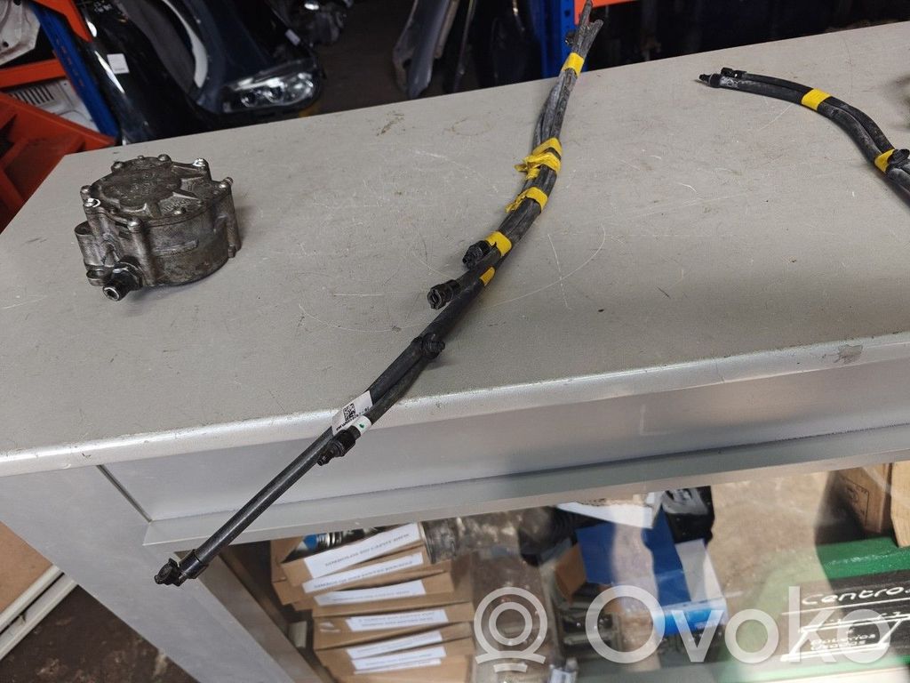 Coolant pipe/hose   61665B4D807,IXI20