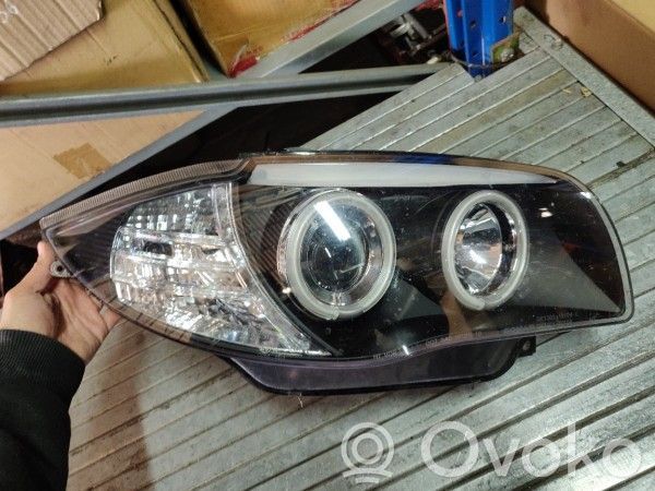 BMW 1 E81 E87 Lampa przednia 
