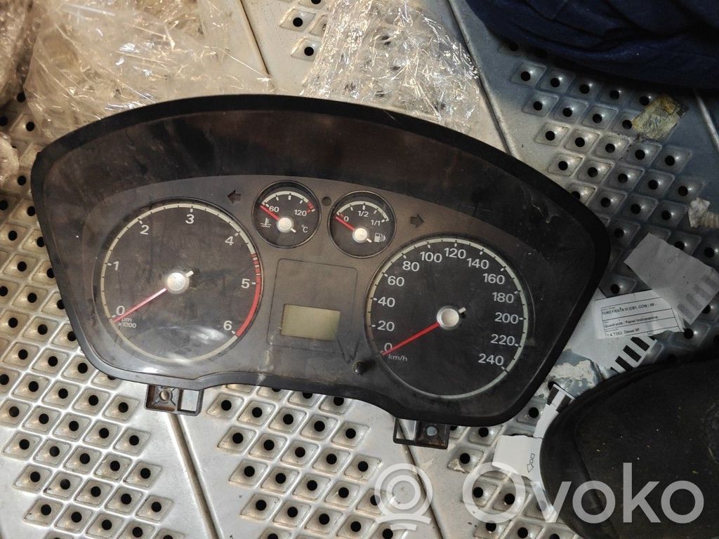 Ford Focus Speedometer (instrument cluster) 