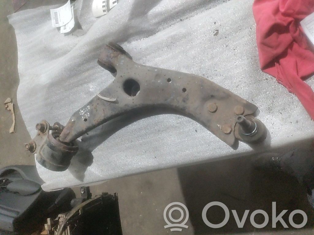 Volvo C30 Рычаг 