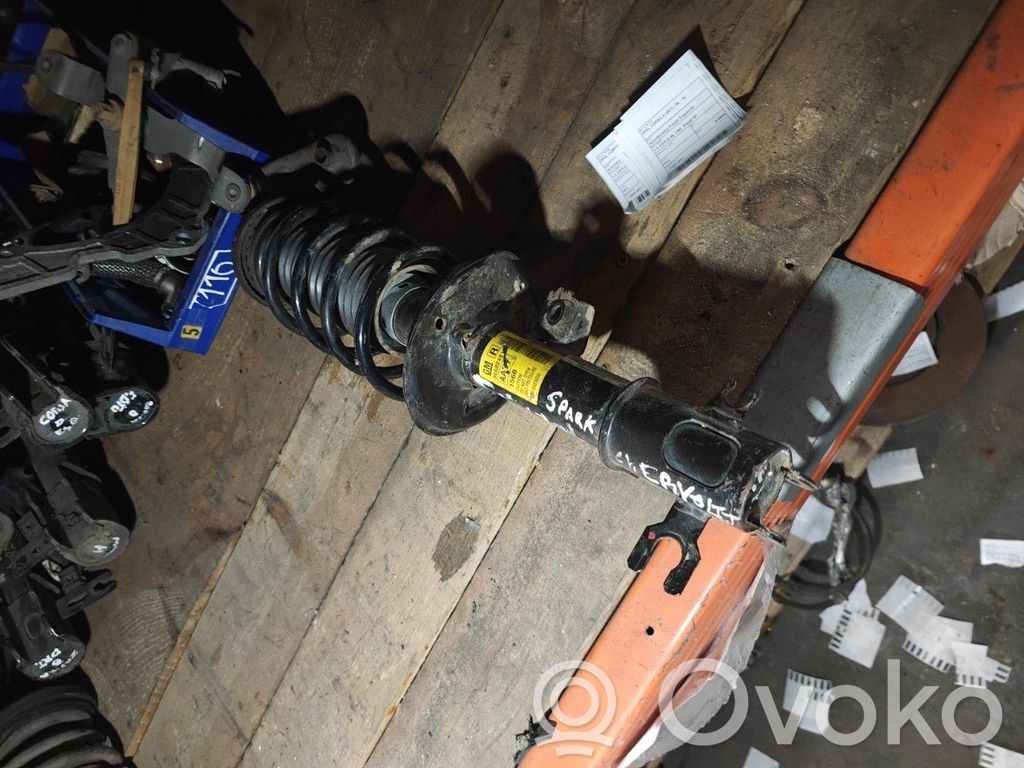 Stoßdämpfer vorne   96682481DIREITA,DIREITA