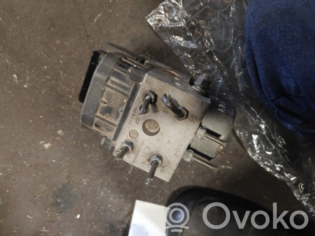 Pompe ABS   8954102030,0273004571,BOSCH