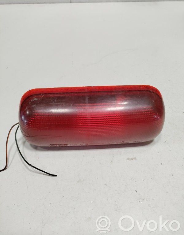 Third/center stoplight   040580999000,273,FIATDOBLOCARGO,MAKO,MARELI,STE580