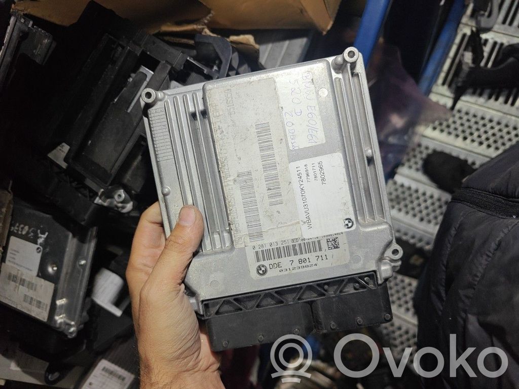 Блок управления двигателя   7801711,0281013251BOSCHDDE,7803373M47N2,7808125