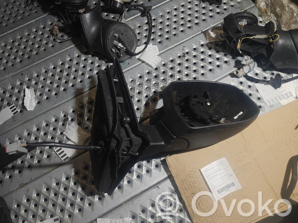 Ford Focus Front door electric wing mirror 